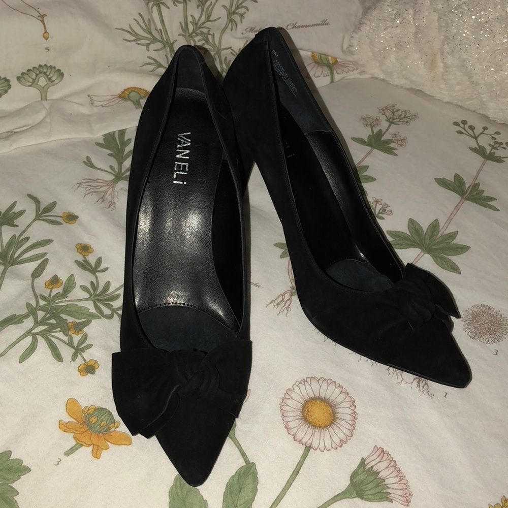 Elegant Suede heels !